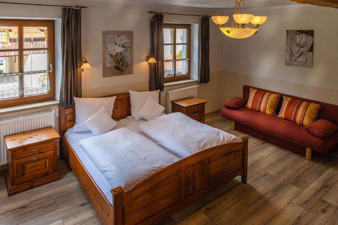 Landhotel Kahrmuehle Pressath Exteriör bild
