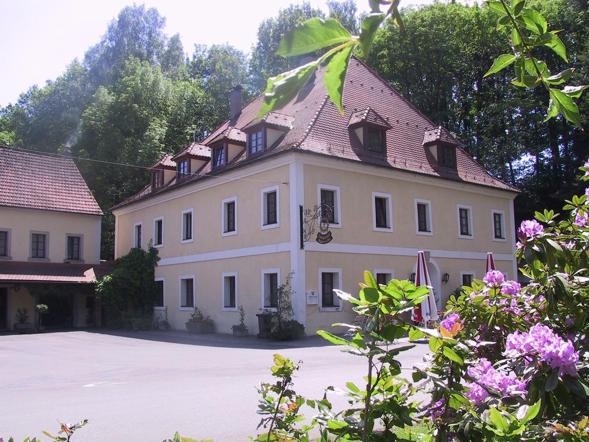 Landhotel Kahrmuehle Pressath Exteriör bild